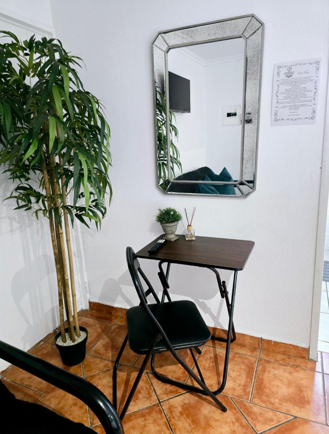 Zhantique Guest House 1- Unit 5 Boksburg Kültér fotó