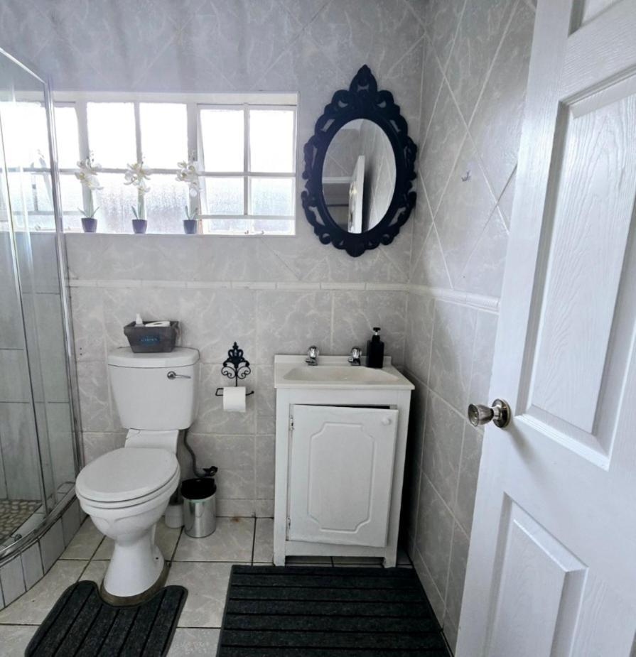 Zhantique Guest House 1- Unit 5 Boksburg Kültér fotó